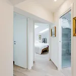 Amazing Flat With Big Terrace And Private Car Park Appartement