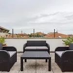 Amazing Flat With Big Terrace And Private Car Park