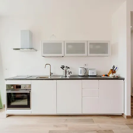 Apartament Amazing Flat With Big Terrace And Private Car Park *